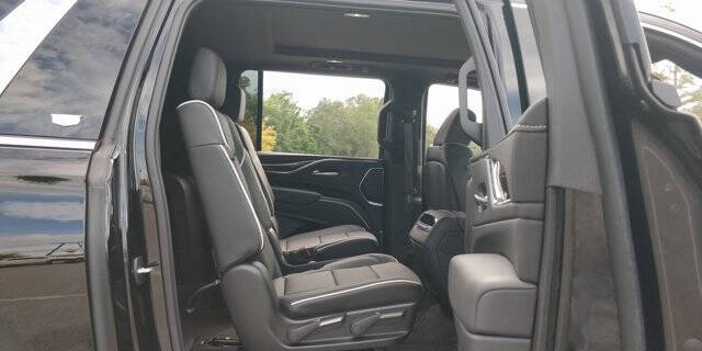 2024 Cadillac Escalade ESV Premium Luxury