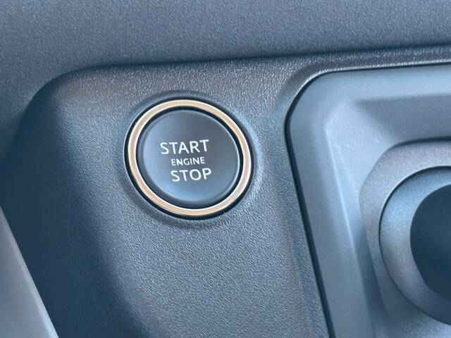 2023 Land Rover Defender 30