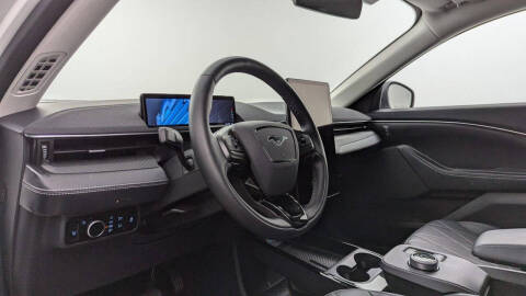 2024 Ford Mustang Mach-E Select