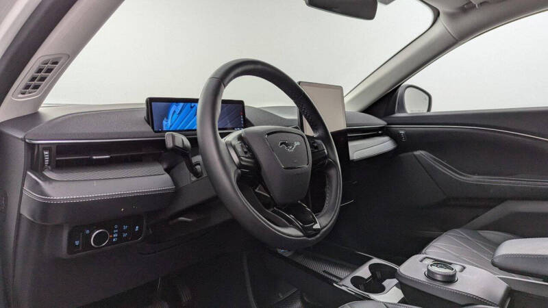 2024 Ford Mustang Mach-E Select