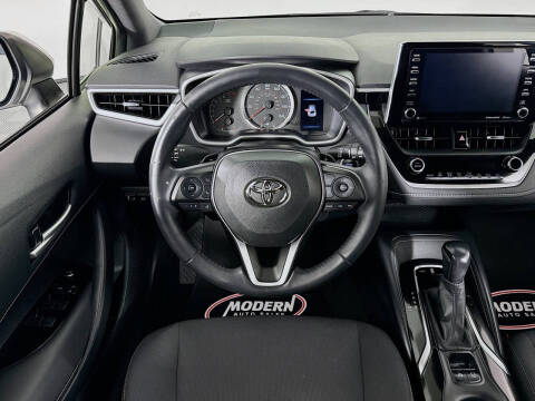 2020 Toyota Corolla Hatchback SE