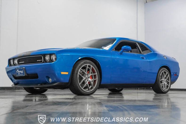 2009 Dodge Challenger SRT8