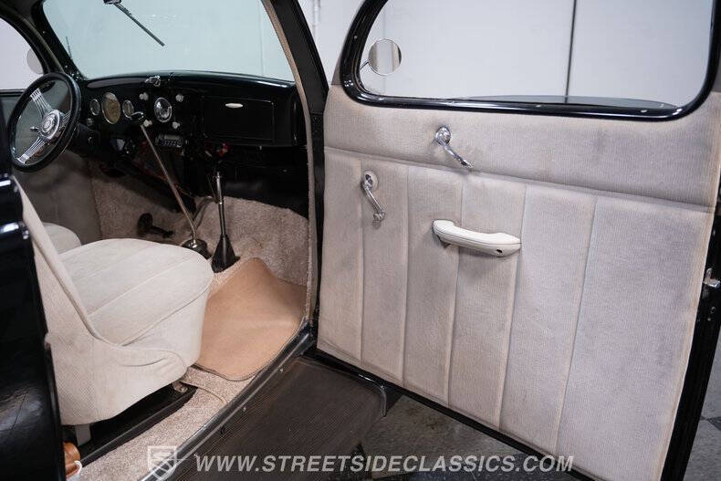 1936 Ford Tudor