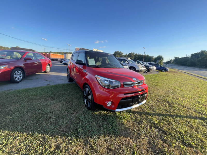 2017 Kia Soul +