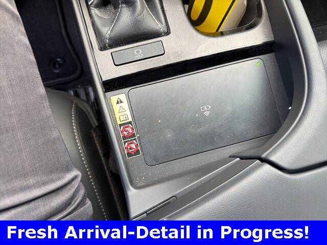 2024 Lexus ES 350 F SPORT Handling