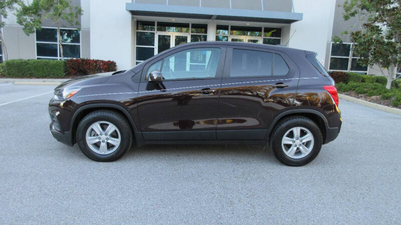 Used 2020 Chevrolet Trax LS with VIN KL7CJKSB3LB353990 for sale in Largo, FL