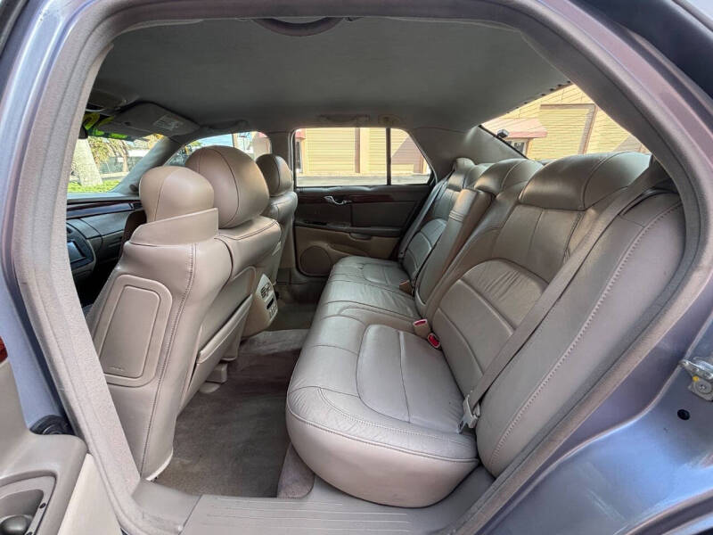 2004 Cadillac DeVille