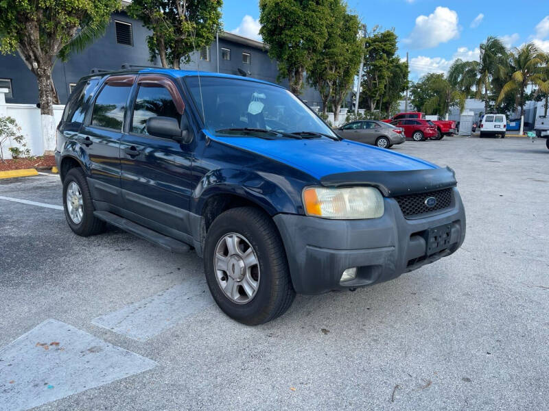 2003 Ford Escape for sale at Global Auto Sales USA in Miami FL