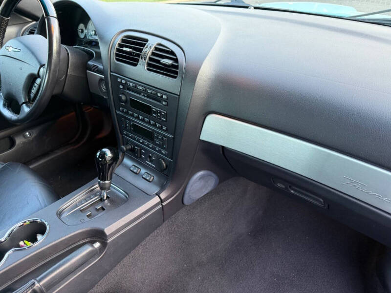 2003 Ford Thunderbird