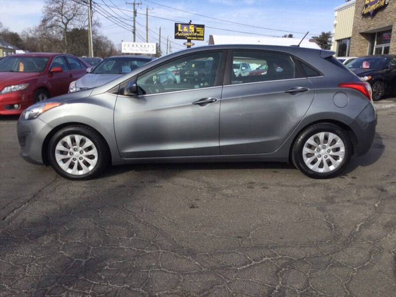 2017 Hyundai Elantra GT