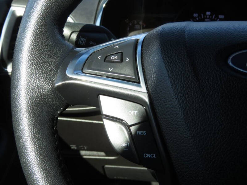 2021 Ford Edge Titanium