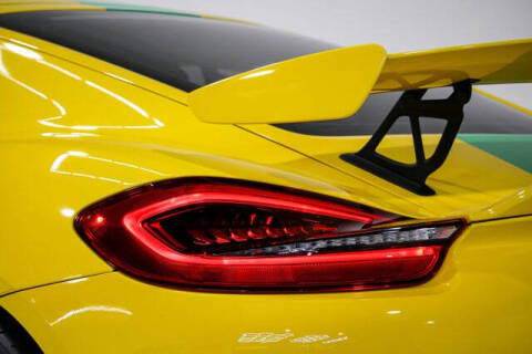 2016 Porsche Cayman GT4