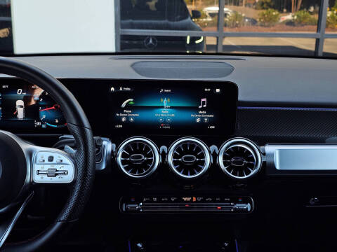 2023 Mercedes-Benz GLB GLB 250