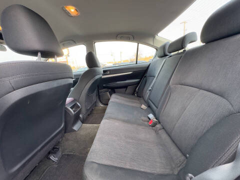 2013 Subaru Legacy 2.5i Premium