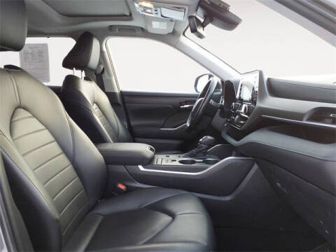 2020 Toyota Highlander Hybrid XLE