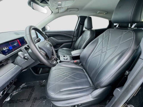 2024 Ford Mustang Mach-E Select