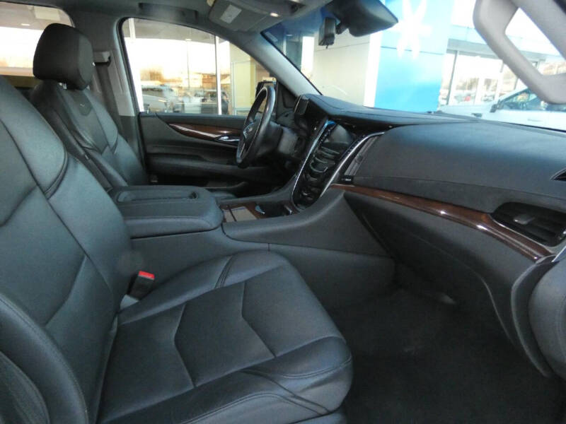 2019 Cadillac Escalade ESV Luxury