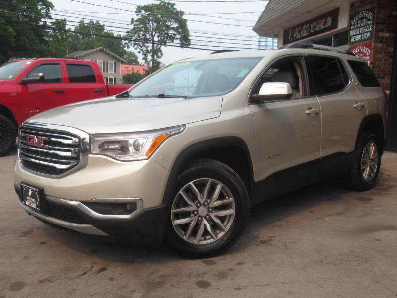 2017 GMC Acadia SLE-2