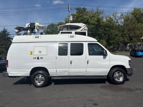 2014 Ford E-Series E-350 SD