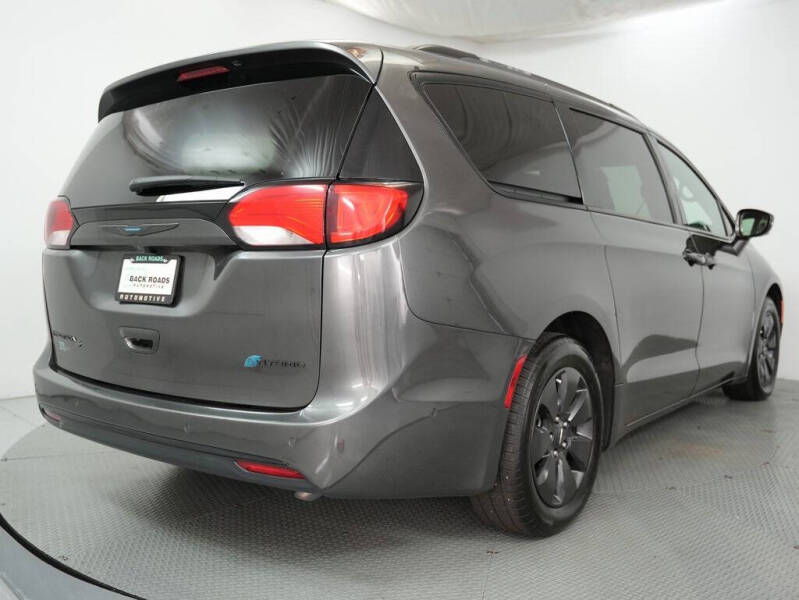 2019 Chrysler Pacifica Hybrid Limited