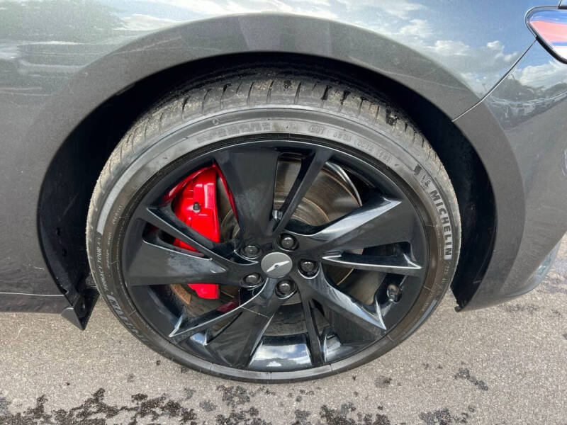2023 Genesis G70