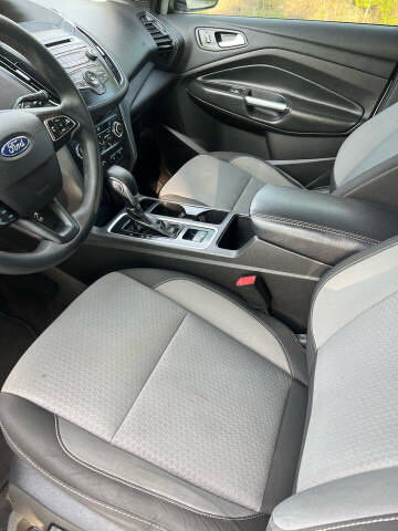 2018 Ford Escape SE