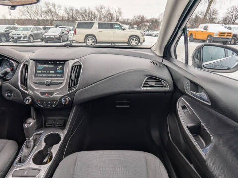 2017 Chevrolet Cruze LT Auto