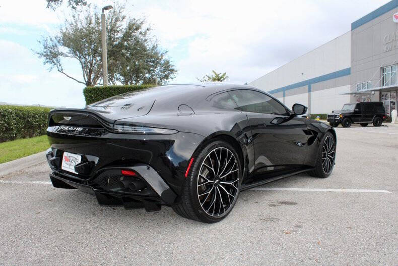 2023 Aston Martin Vantage