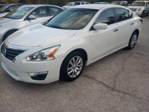 2014 Nissan Altima for sale at J & J Auto of St Tammany in Slidell LA