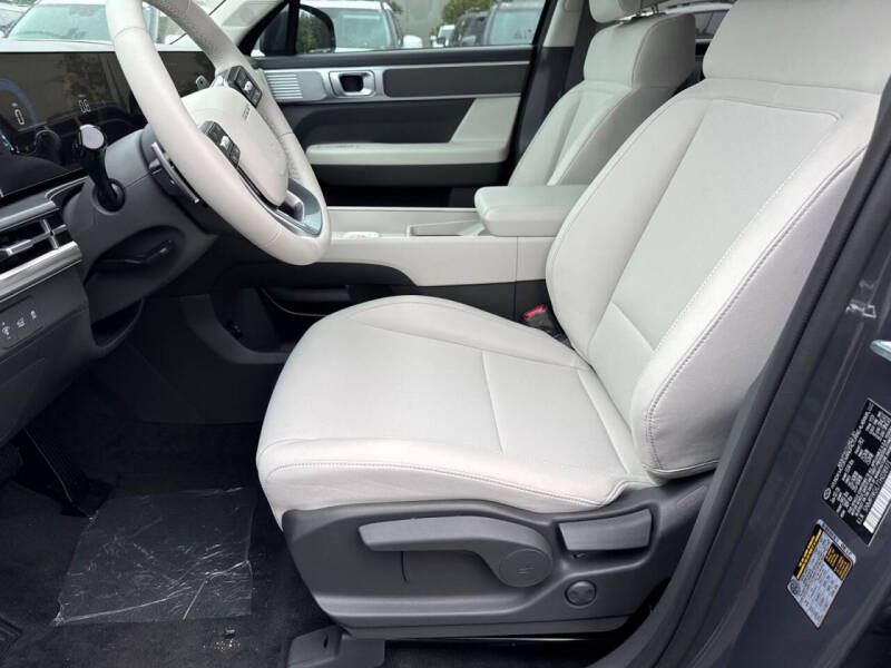 2026 Hyundai Santa Fe SE