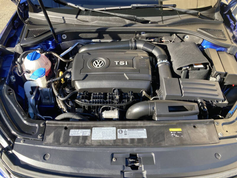 2017 Volkswagen Passat 1.8T SE