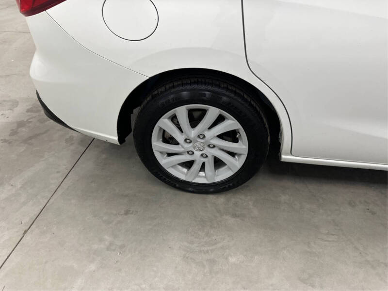 2012 Mazda MAZDA5 Sport