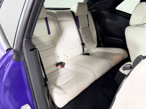 2010 Dodge Challenger SRT8