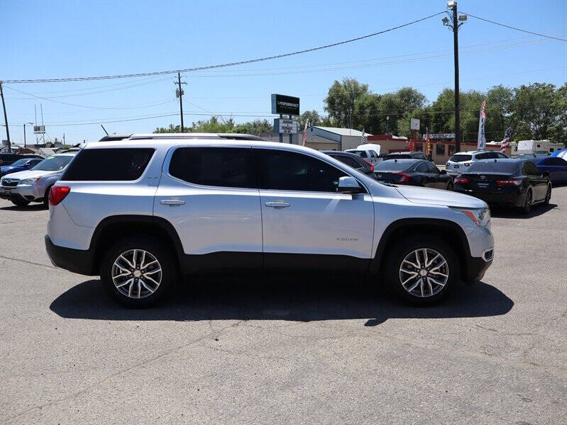 2019 GMC Acadia SLE-2