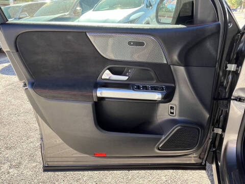 2022 Mercedes-Benz GLB GLB 250