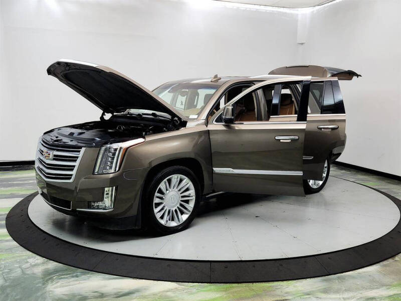 2016 Cadillac Escalade Platinum