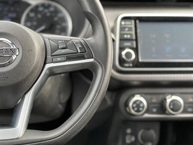 2020 Nissan Kicks S