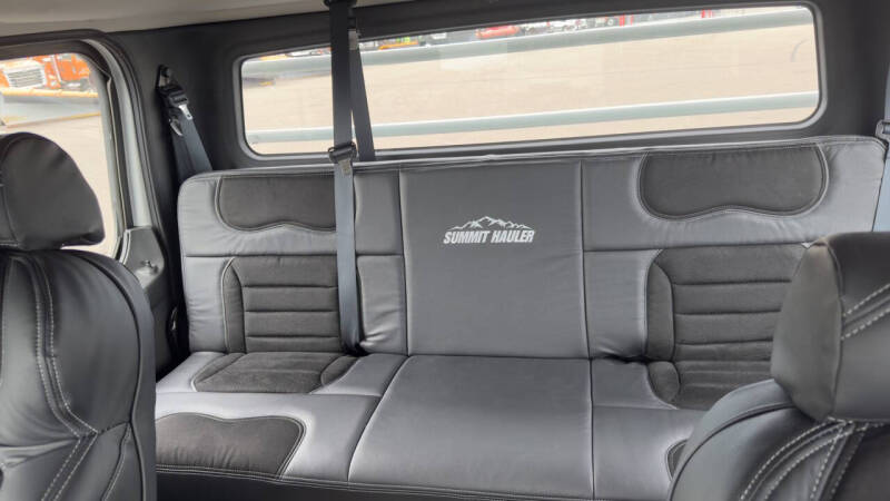 2025 Freightliner M2 106