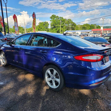 2014 Ford Fusion SE