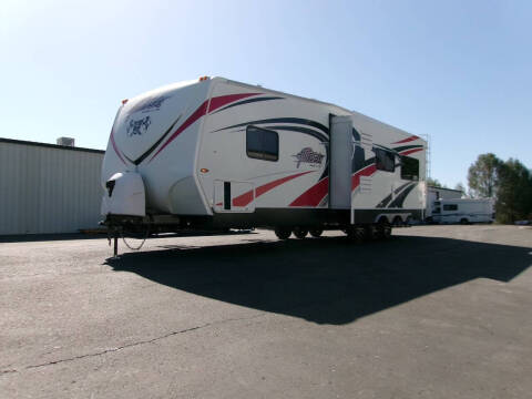 2014 Eclipse Attitude 32GSG