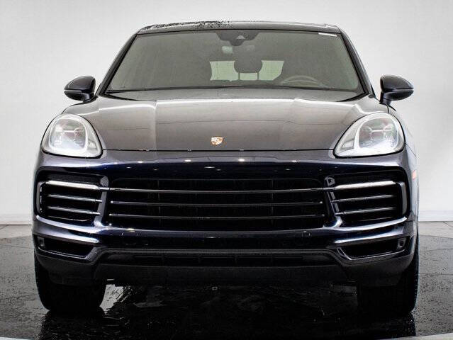 2023 Porsche Cayenne Platinum Edition