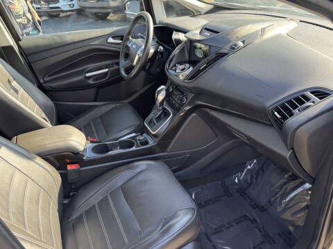 2017 Ford C-MAX Energi Titanium