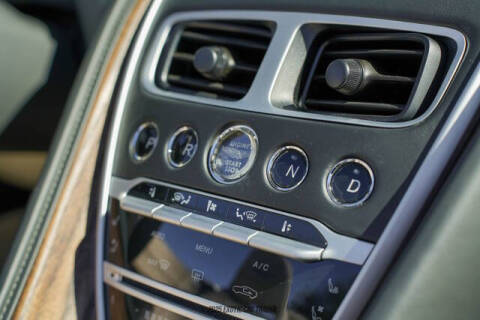 2020 Aston Martin DB11 Volante