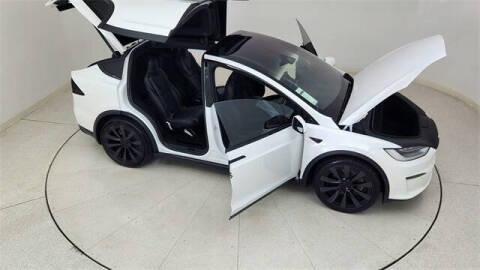 2022 Tesla Model X Plaid