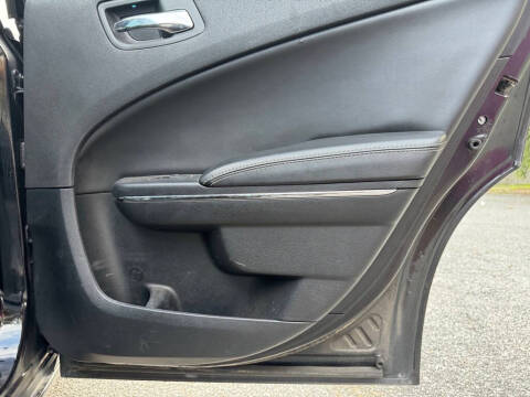 2013 Dodge Charger SXT