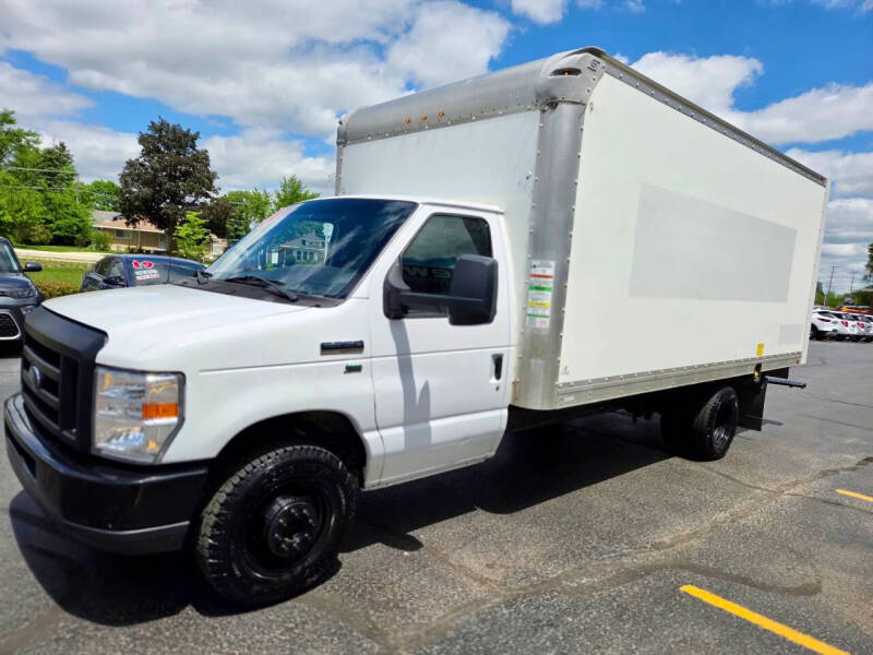 2019 Ford E-Series