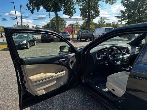 2012 Dodge Charger SE