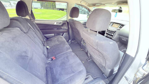 2013 Nissan Pathfinder Platinum