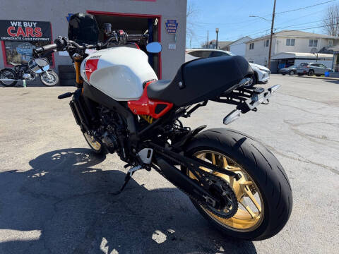 2024 Yamaha XSR900
