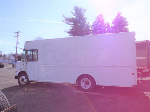 2001 International P1000